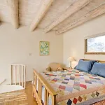 Canyon Road Cassidy Compound Three-Bedroom Holiday Home