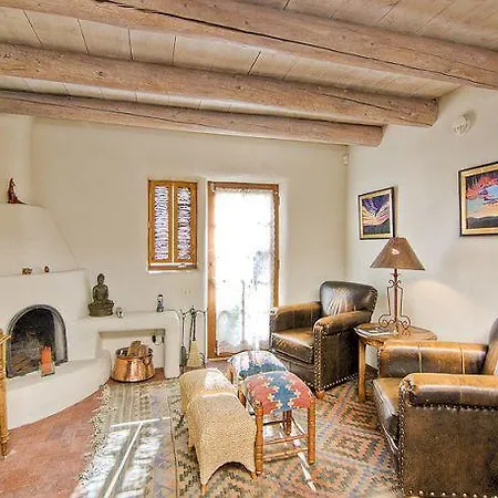 Canyon Road Cassidy Compound Three-bedroom Holiday Holiday home *